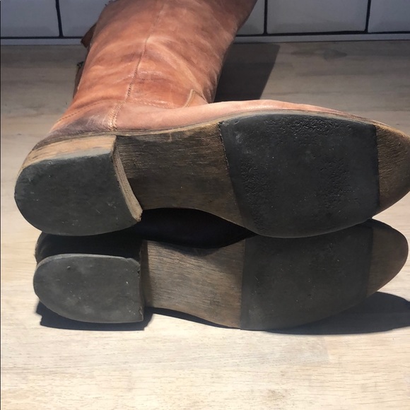 Women’s leather brown knee high boots - Picture 3 of 5